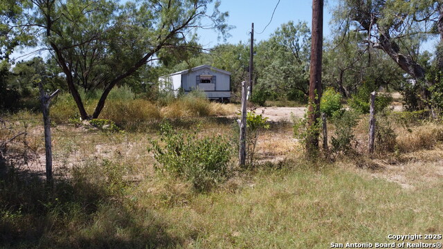 Listing photo id 1 for 8071 County Road 429
