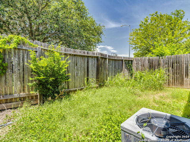 Image 21 of 22 For 5723 Golf Heights