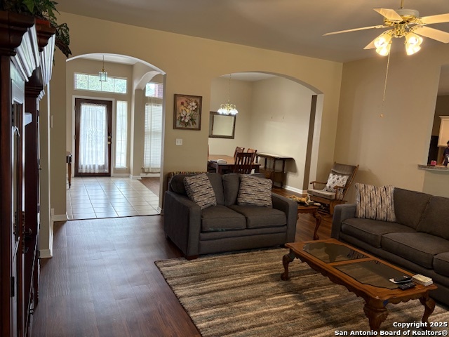 Image 4 of 14 For 2730 Lakehills