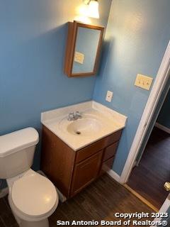 Image 11 of 14 For 218 Bexar Dr