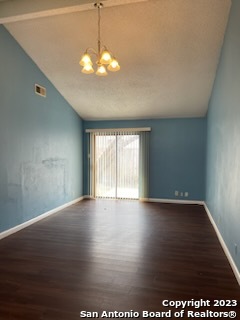 Image 3 of 14 For 218 Bexar Dr