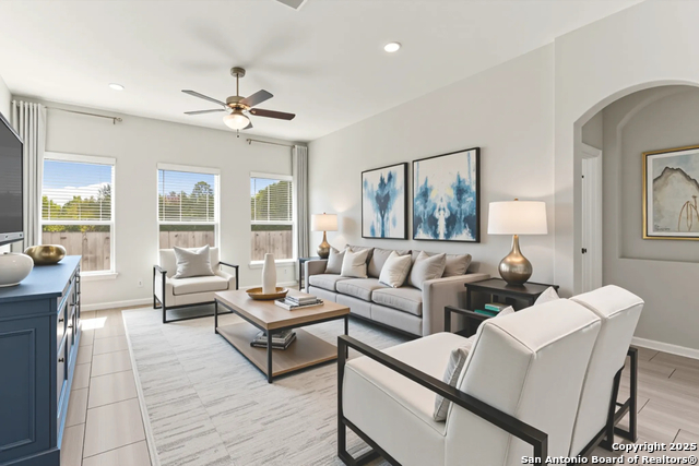 Listing photo id 14 for 29738 Wackford