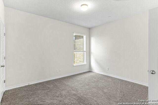 Listing photo id 25 for 29738 Wackford