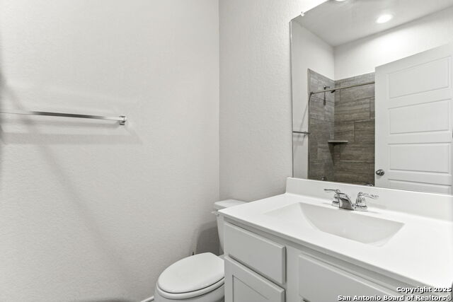 Listing photo id 26 for 29738 Wackford