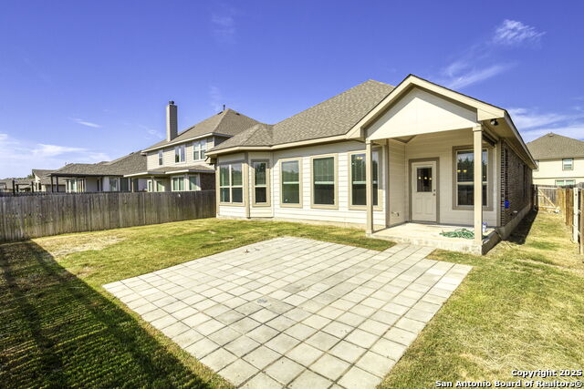 Listing photo id 30 for 29738 Wackford