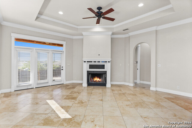 Listing photo id 8 for 1165 Legacy Drive