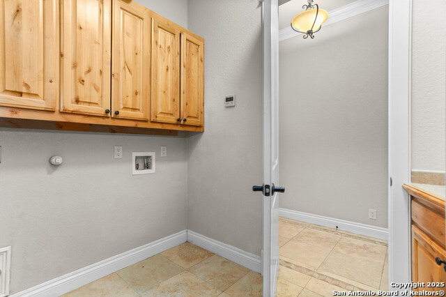 Listing photo id 12 for 1165 Legacy Drive