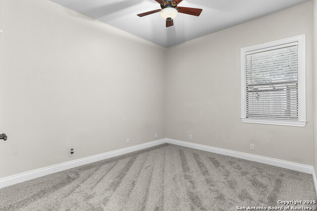 Listing photo id 20 for 1165 Legacy Drive