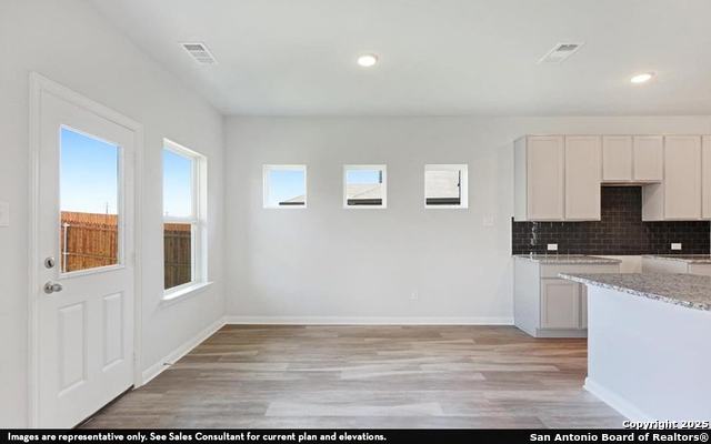 Image 13 of 18 For 3565 Alto Stratus