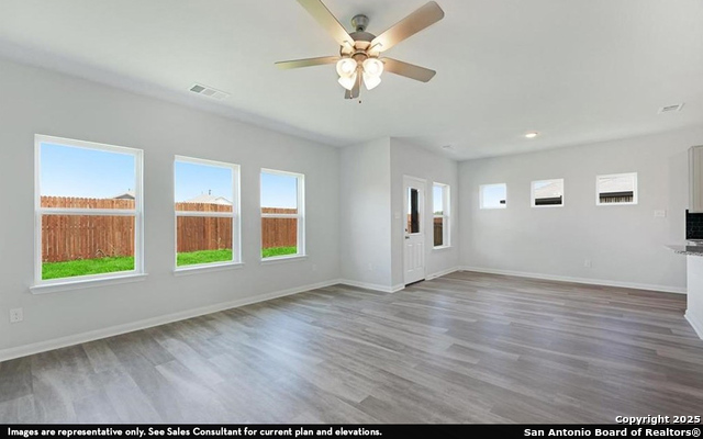 Image 4 of 18 For 3565 Alto Stratus