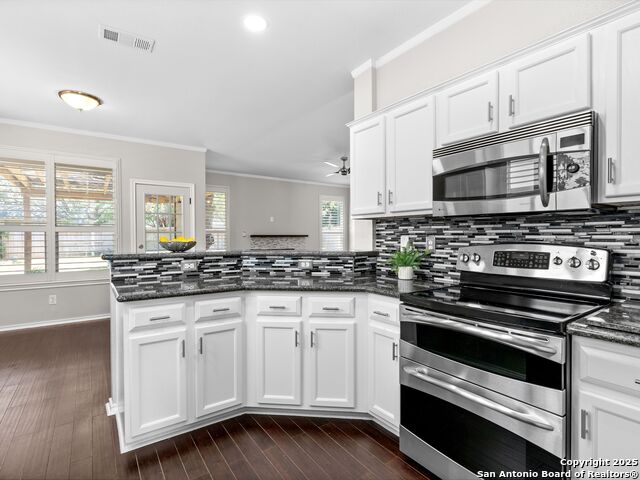 Image 13 of 36 For 3022 Fall Way Dr