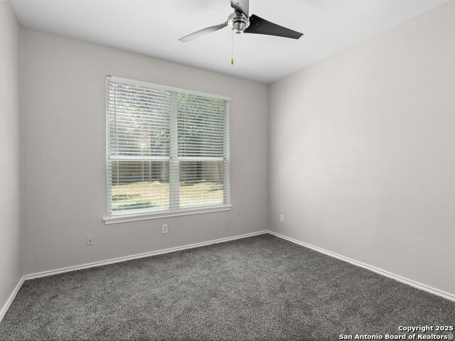 Image 15 of 36 For 3022 Fall Way Dr