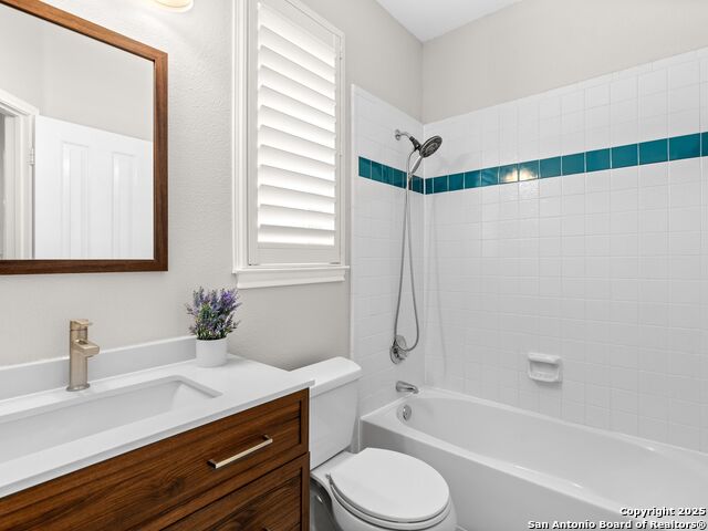 Image 16 of 36 For 3022 Fall Way Dr