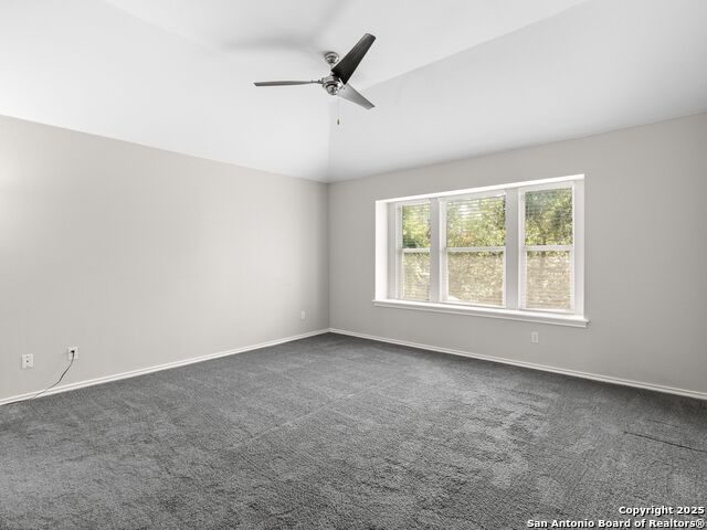 Image 22 of 36 For 3022 Fall Way Dr