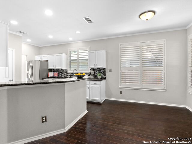 Image 8 of 36 For 3022 Fall Way Dr