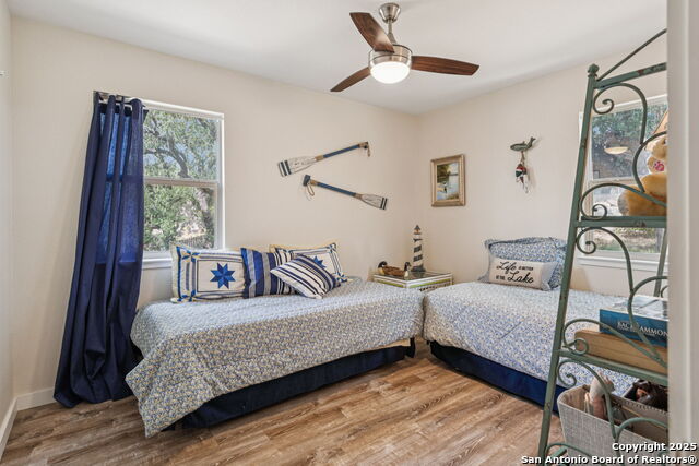 Listing photo id 14 for 2200 Glenn Dr