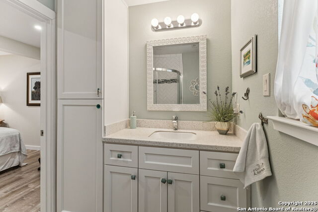 Listing photo id 20 for 2200 Glenn Dr