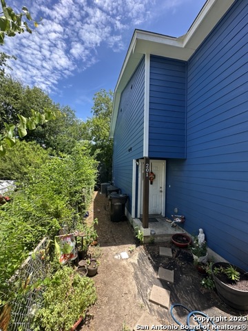 Listing photo id 30 for 9 Units Multi-family Portfolio