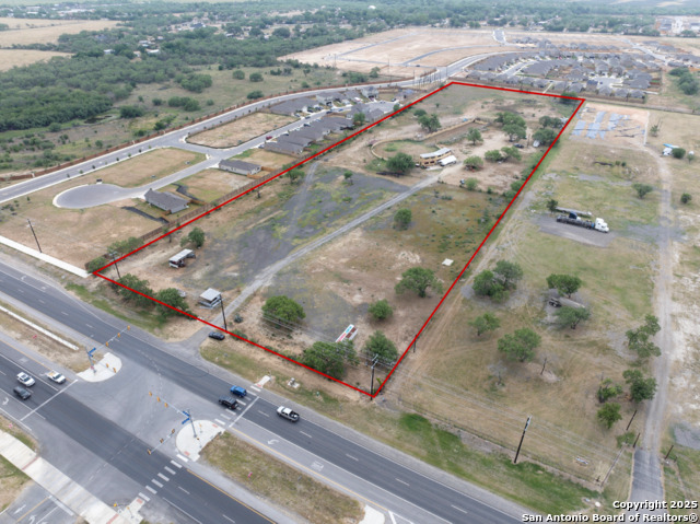 Listing photo id 2 for 14524 Us Highway 281 S