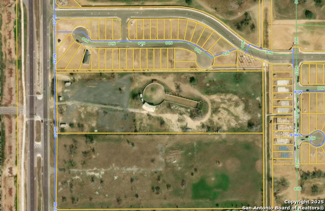 Listing photo id 4 for 14524 Us Highway 281 S