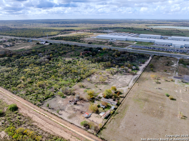 Image 9 of 11 For 14988 Us Highway 281 S