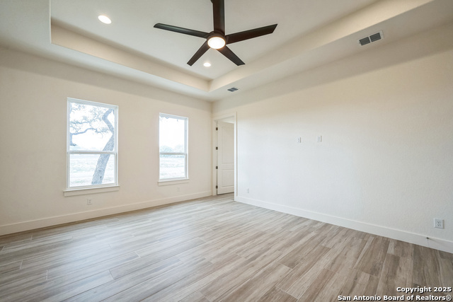 Image 10 of 50 For 313 Firewheel