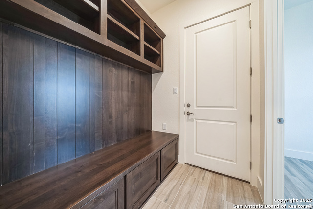 Image 12 of 50 For 313 Firewheel