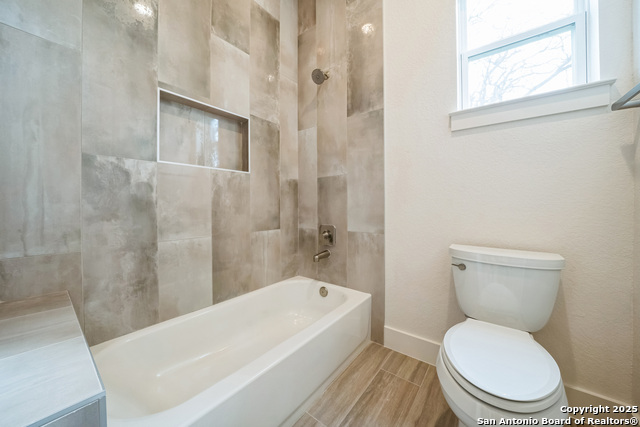 Image 23 of 50 For 313 Firewheel