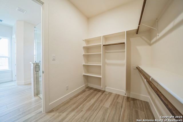 Image 29 of 50 For 313 Firewheel