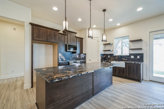 Image 32 of 50 For 313 Firewheel