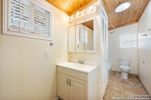 Image 10 of 18 For 8715 Buckskin Dr.