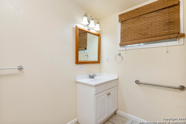 Image 13 of 18 For 8715 Buckskin Dr.
