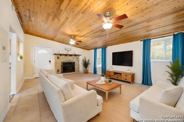 Image 4 of 18 For 8715 Buckskin Dr.