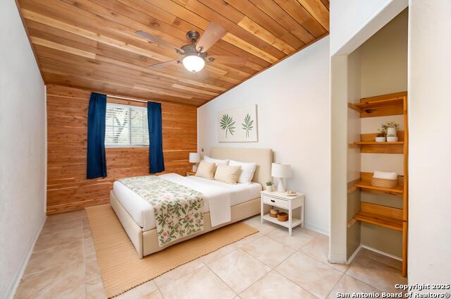 Image 9 of 18 For 8715 Buckskin Dr.