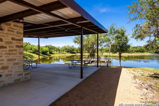 Listing photo id 15 for 0 Grand Oaks