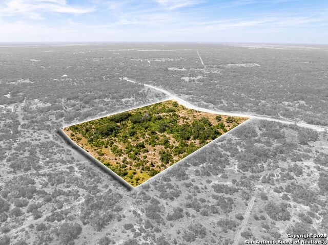 Listing photo id 1 for 0 Grand Oaks