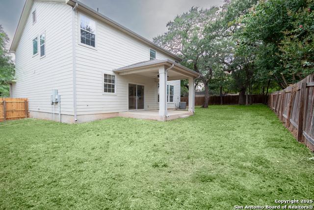 Image 35 of 39 For 7831 Dunhill Coach