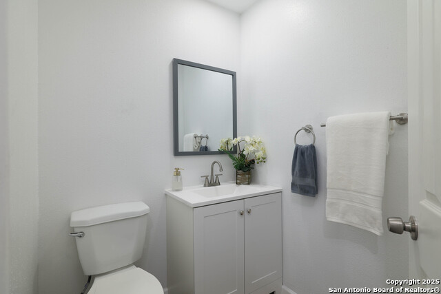 Image 10 of 19 For 3323 Coral Grove