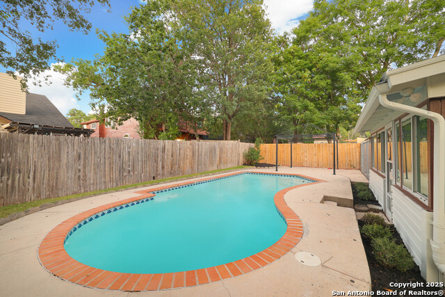 Image 19 of 19 For 3323 Coral Grove