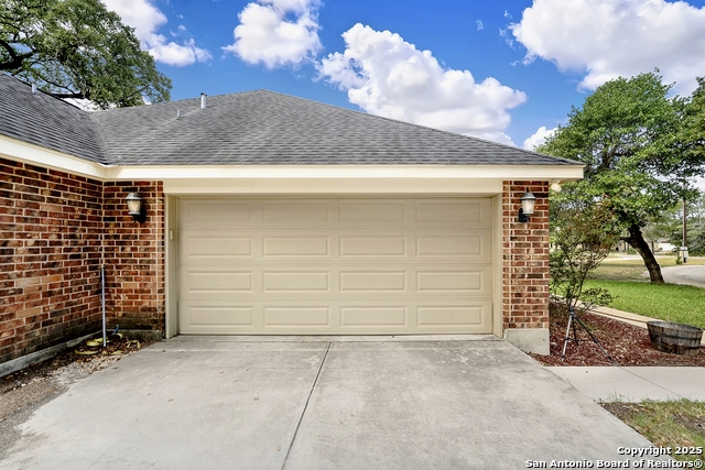 Listing photo id 28 for 162 Champions