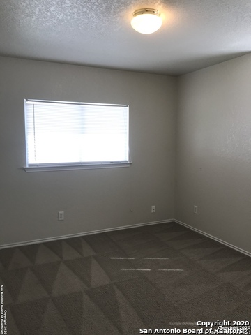 Image 12 of 17 For 11005 Crystal Plain