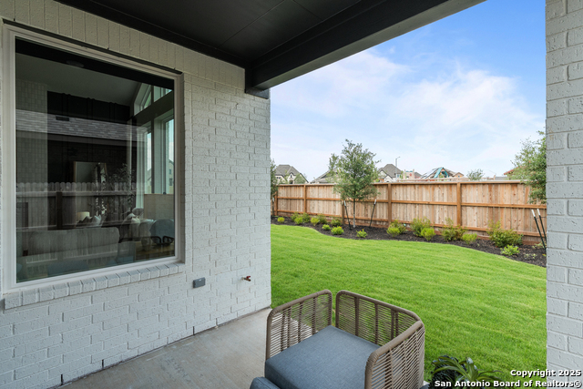 Image 36 of 47 For 229 Sasparilla