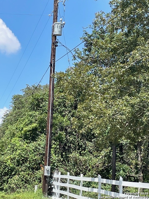 Image 21 of 25 For 616 Tower  