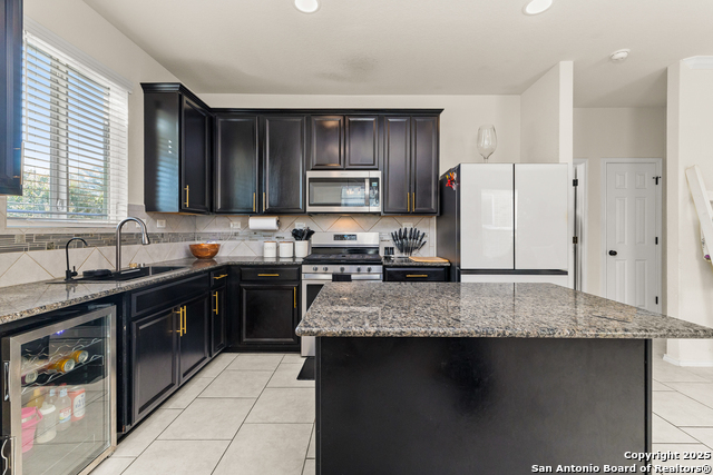 Image 14 of 33 For 1447 Polydora