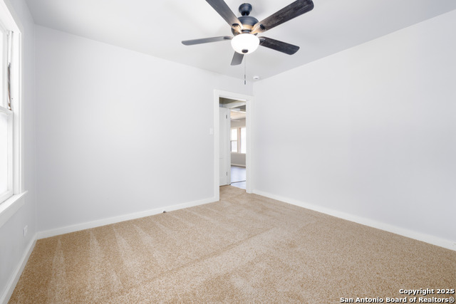 Listing photo id 10 for 609 15th