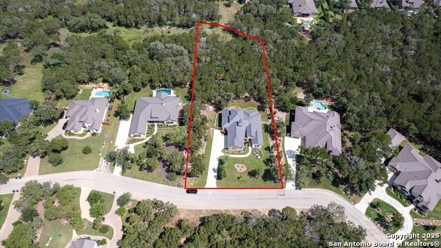 Image 32 of 35 For 2382 Geneseo Oaks
