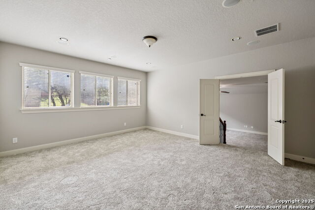 Image 40 of 53 For 18530 Canoe Brook
