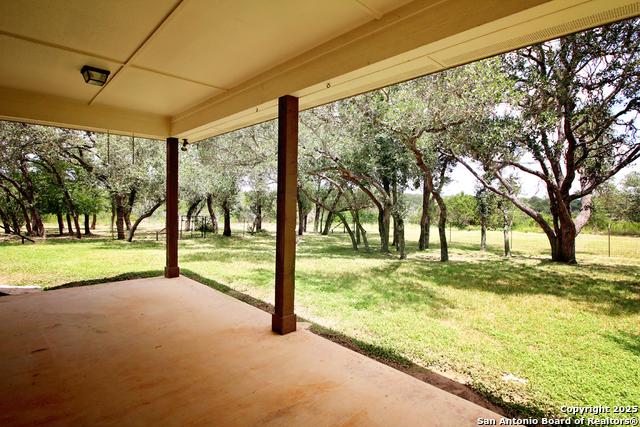 Image 11 of 36 For 154 N Stallion Estates