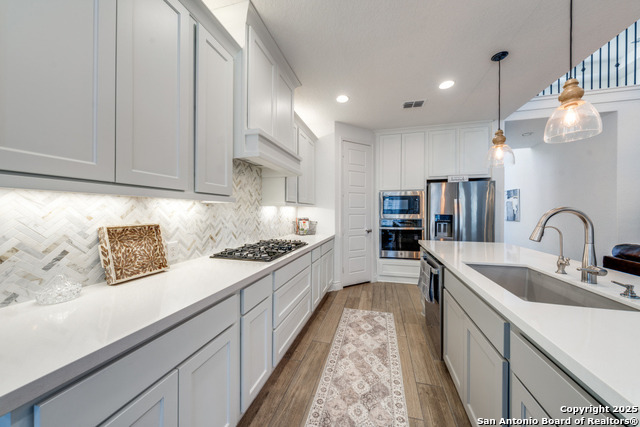 Image 13 of 38 For 9023 Raven Pointe