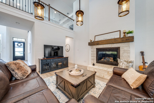 Image 16 of 38 For 9023 Raven Pointe